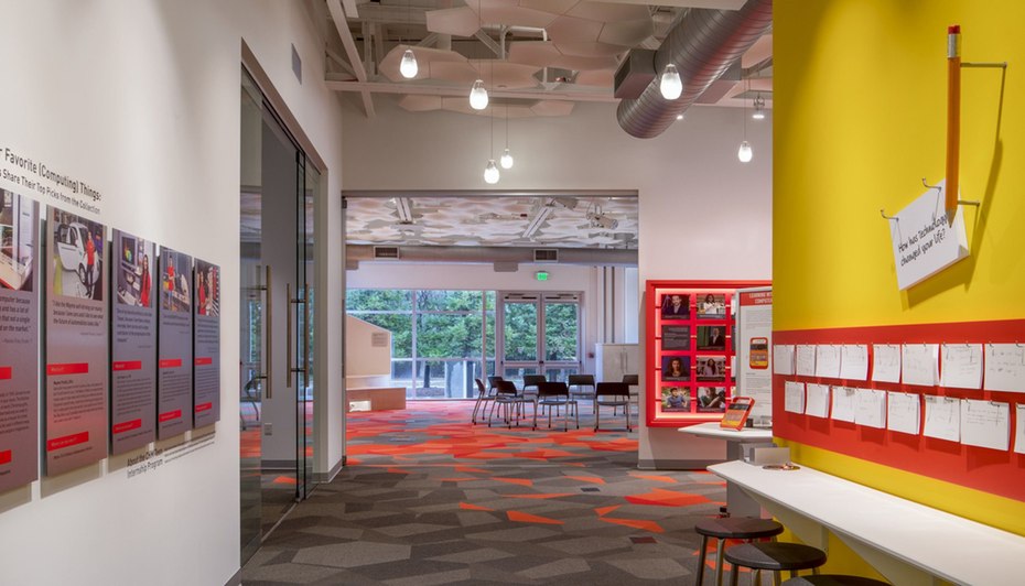 TALKBACK AND IDEA CENTER